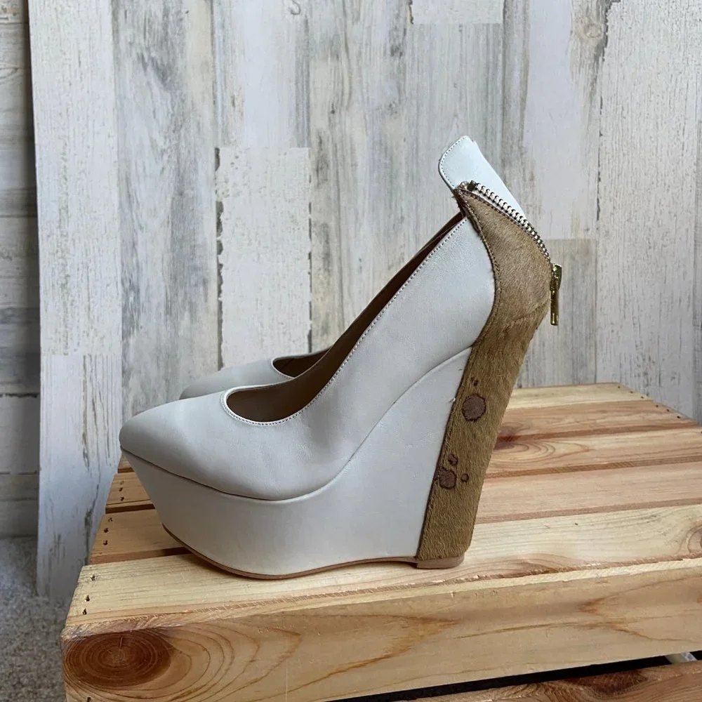 Kate Ferguson Size 6.5 Cassamassima Platform Heels Ivory Color Calf Hair Detail